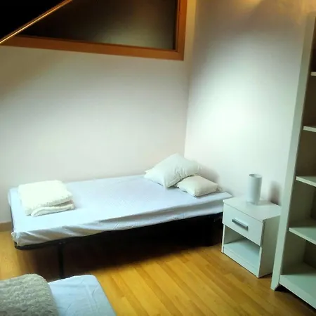 Atic Del Cardos Apartment